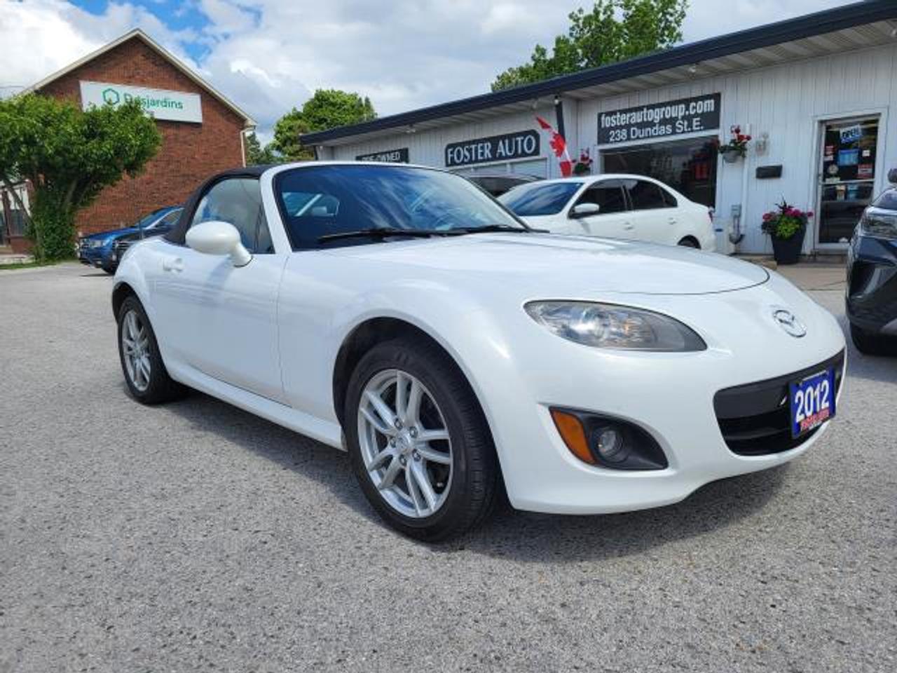 2012 Mazda Miata MX-5 Sport Photo0