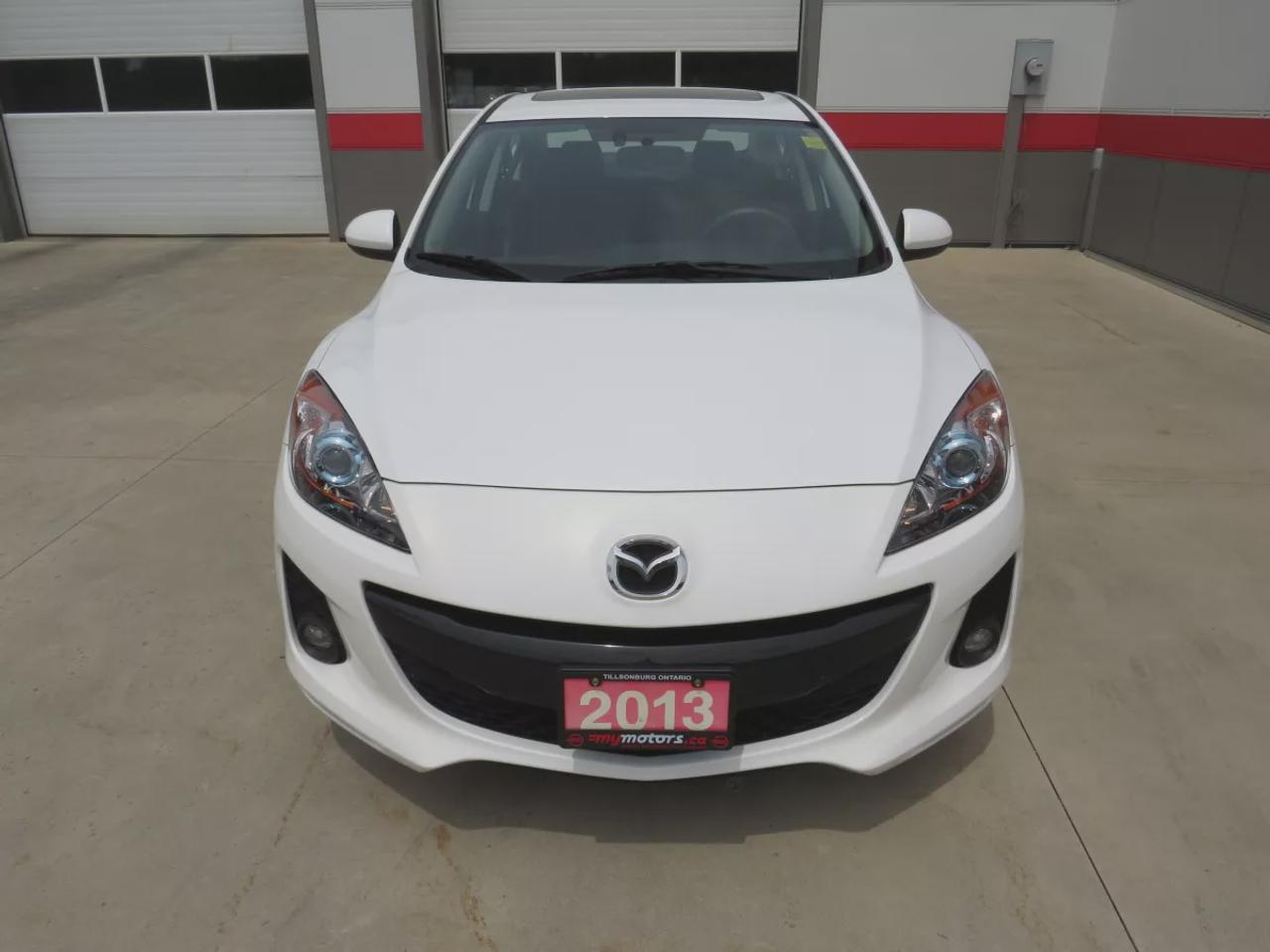 2013 Mazda MAZDA3 GS-SKY Photo