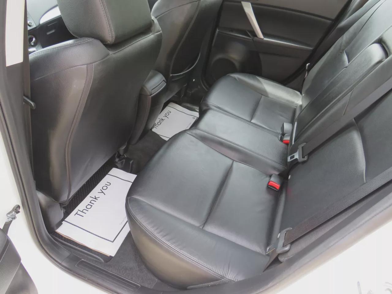 2013 Mazda MAZDA3 GS-SKY Photo