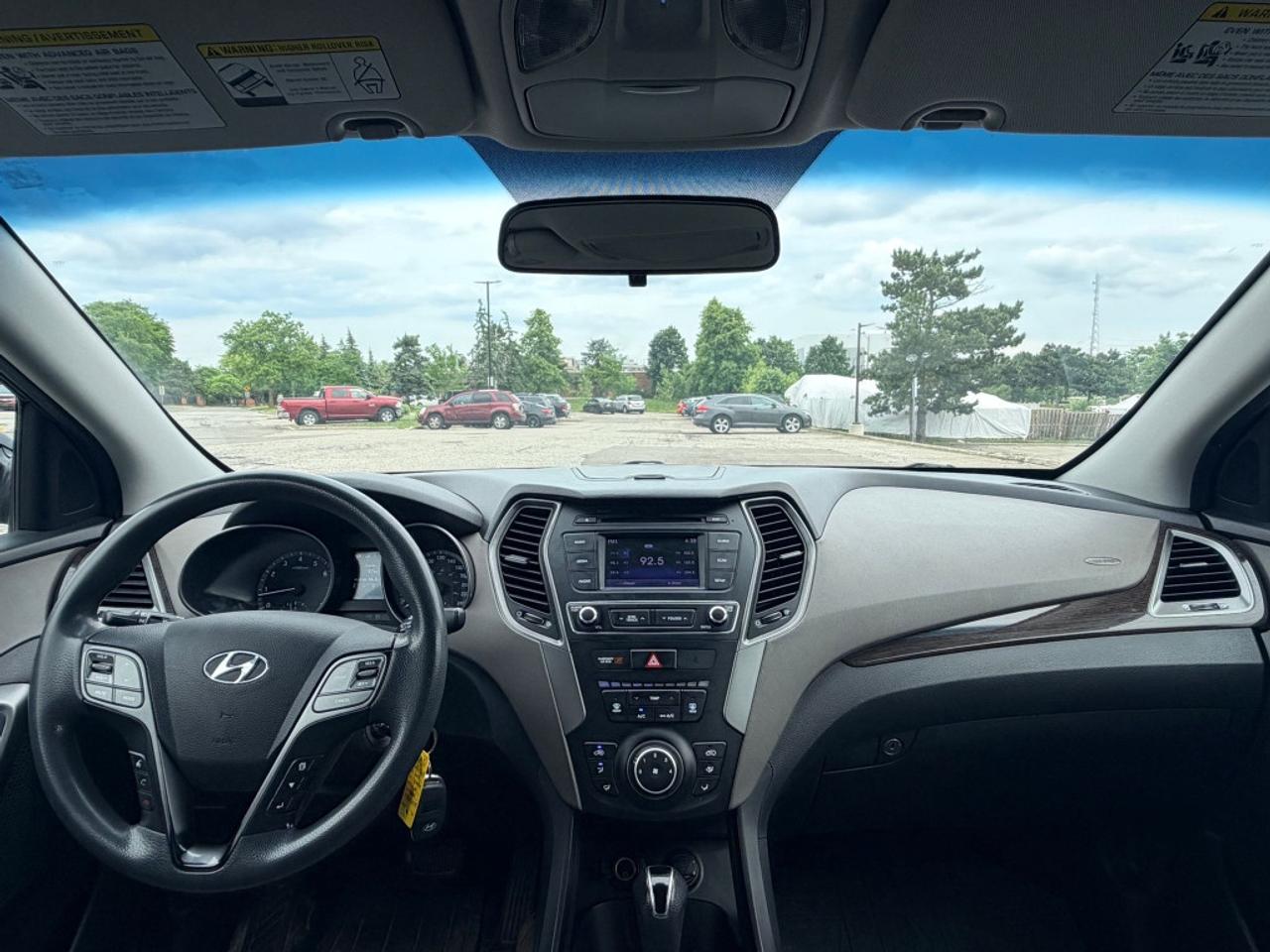 2018 Hyundai Santa Fe Sport 4dr SUV (2.4L 4cyl 6A) Photo