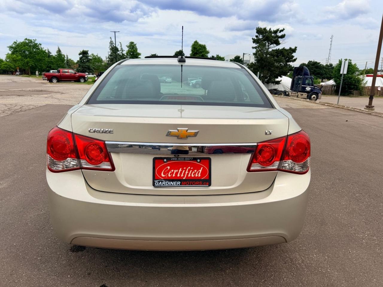 2015 Chevrolet Cruze 2LT 4dr Sedan (1.4L 4cyl Turbo 6A) Photo