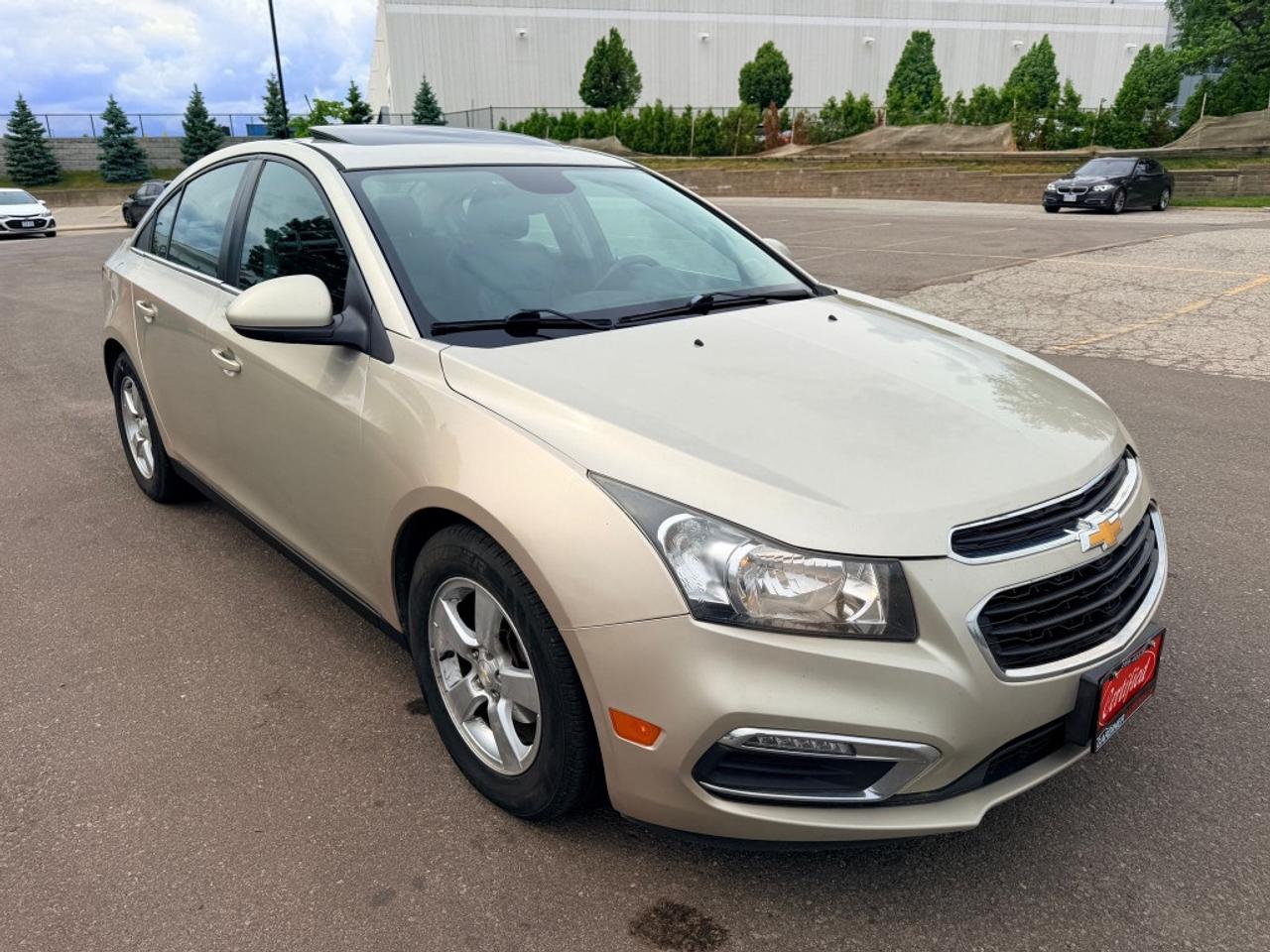 2015 Chevrolet Cruze 2LT 4dr Sedan (1.4L 4cyl Turbo 6A) Photo