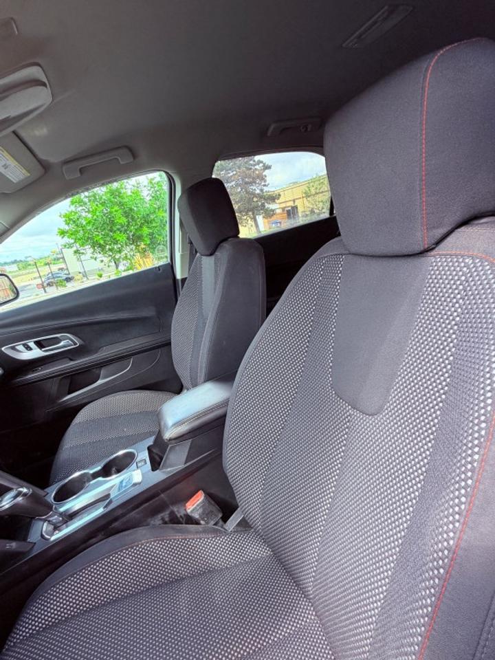 2017 Chevrolet Equinox LT Fleet 4dr SUV AWD (2.4L 4cyl 6A) Photo