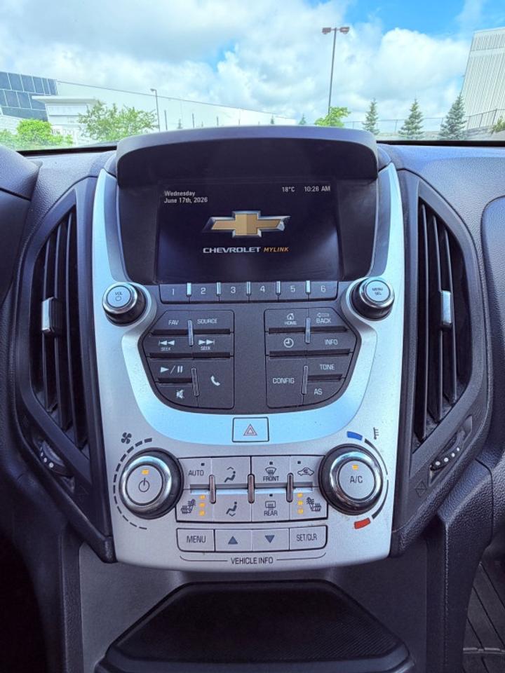 2017 Chevrolet Equinox LT Fleet 4dr SUV AWD (2.4L 4cyl 6A) Photo