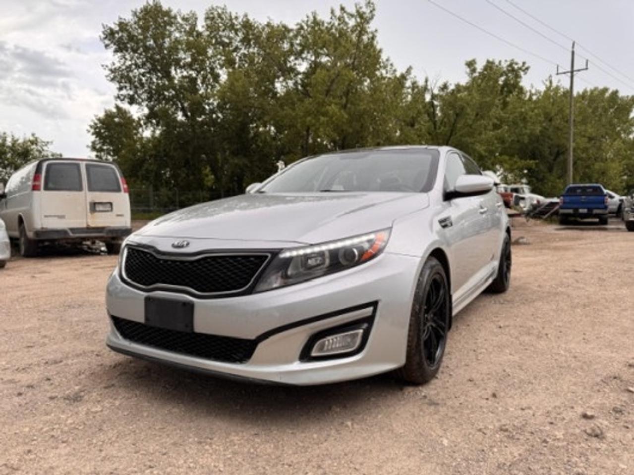 <p>Auto Save (Dealer # 1747)</p>
<p>2015 KIA OPTIMA EX FWD 180,467 KM</p>
<p>2.4L&nbsp;4 CYLINDER ENGINE</p>
<p>**Clean Title**</p>
<p>**Manitoba Safety**</p>
<p>&nbsp;</p>
<p>FEATURES:</p>
<p>&nbsp;AIR CONDITIONING&nbsp;</p>
<p>AM/FM/RADIO</p>
<p>BACK UP CAMERA</p>
<p>BLUETOOTH</p>
<p>CRUISE CONTROL</p>
<p>HEATED SEATS - DRIVER AND PASSENGER</p>
<p>POWER LOCKS</p>
<p>POWER STEERING</p>
<p>POWER WINDOWS</p>
<p>SUNROOF</p>
<p>TRACTION CONTROL</p>
<p>&nbsp;</p>
<p>&nbsp;Asking $6999 + taxes</p>
<p>** Financing Available O.A.C**</p>
<p>** Warranty Available **</p>
<p>&nbsp;</p>
<p>Call (204)-774-8900 or (204)-999-9500</p>
<p>Located 6 mins away from Polo Park Mall</p>
<p>1450 Notre Dame Ave, Winnipeg, Manitoba</p>
<p>www.autosavewpg.com</p>
<p>&nbsp;</p>
<p>While all information is believed to be accurate on this page, please verify any information in question with an Auto Save sales representative. Auto Save is not liable for any errors or omissions</p>