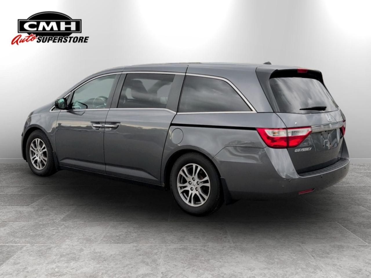 2013 Honda Odyssey EX-L  **LOW KMS - 37 SERV. RECS.** Photo1
