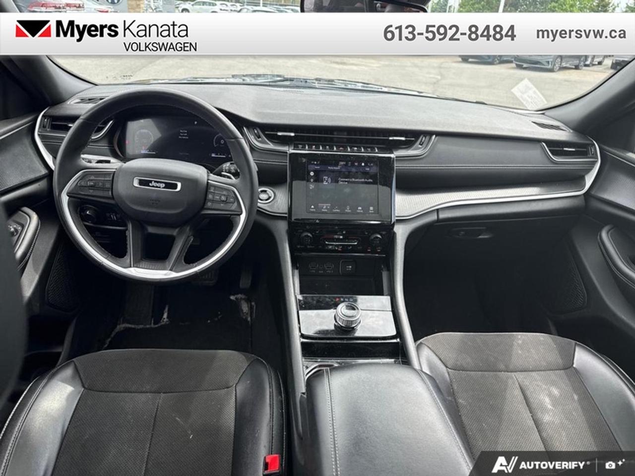 2023 Jeep Grand Cherokee Altitude  - Leather Seats Photo