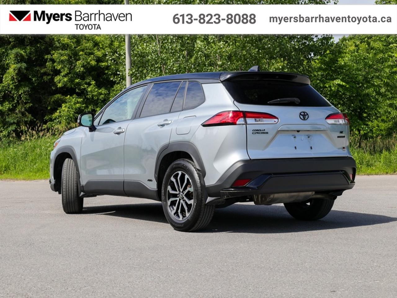 2024 Toyota Corolla Cross Hybrid SE AWD  - Hybrid Photo3