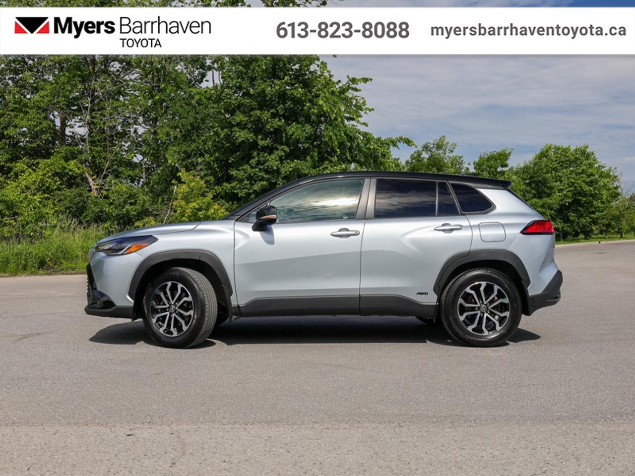 2024 Toyota Corolla Cross Hybrid SE AWD  - Hybrid Photo