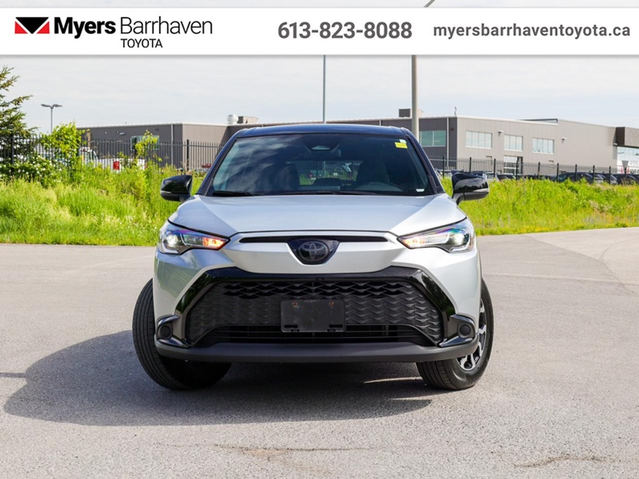 2024 Toyota Corolla Cross Hybrid SE AWD  - Hybrid Photo