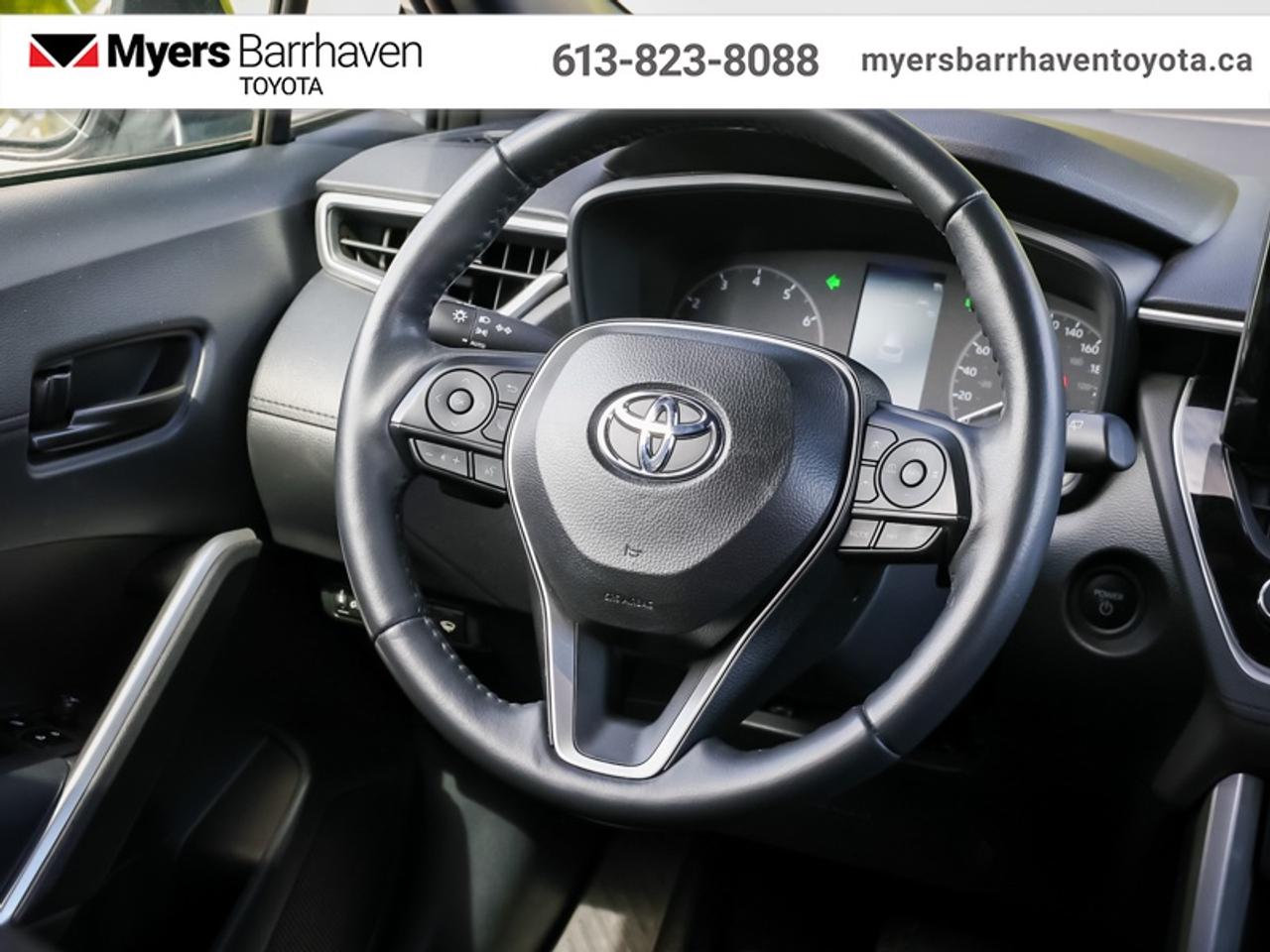 2024 Toyota Corolla Cross Hybrid SE AWD  - Hybrid Photo