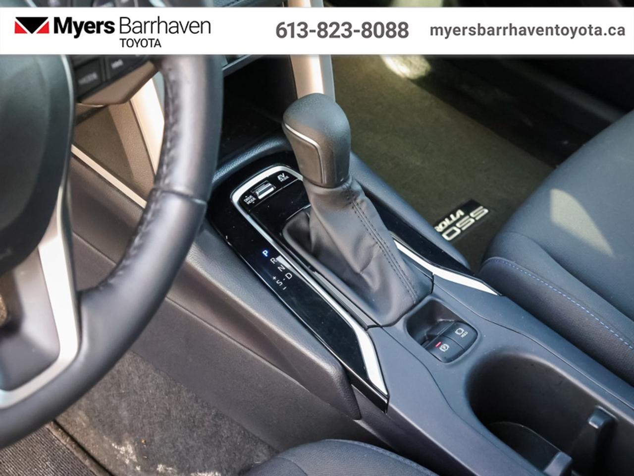 2024 Toyota Corolla Cross Hybrid SE AWD  - Hybrid Photo