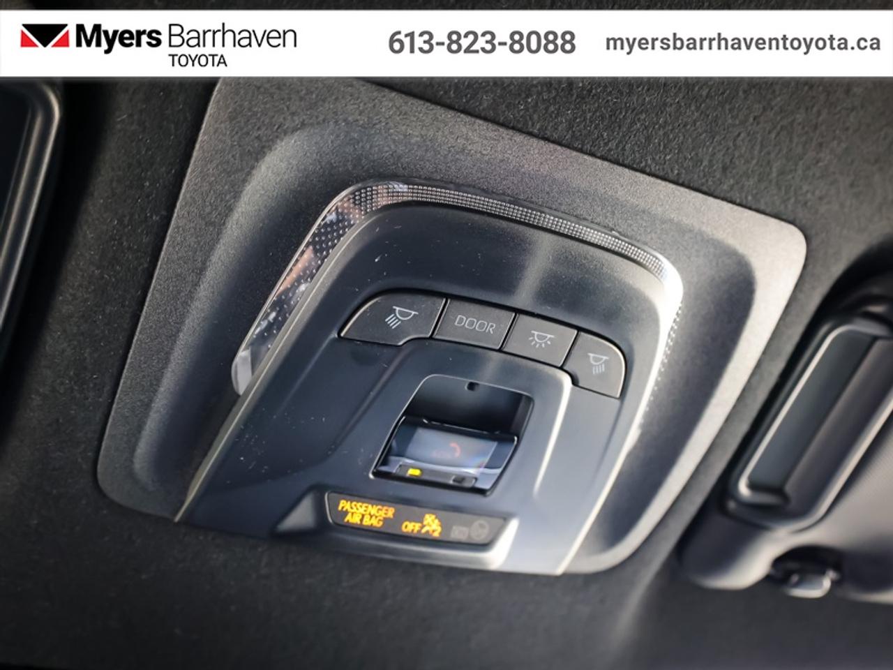 2024 Toyota Corolla Cross Hybrid SE AWD  - Hybrid Photo