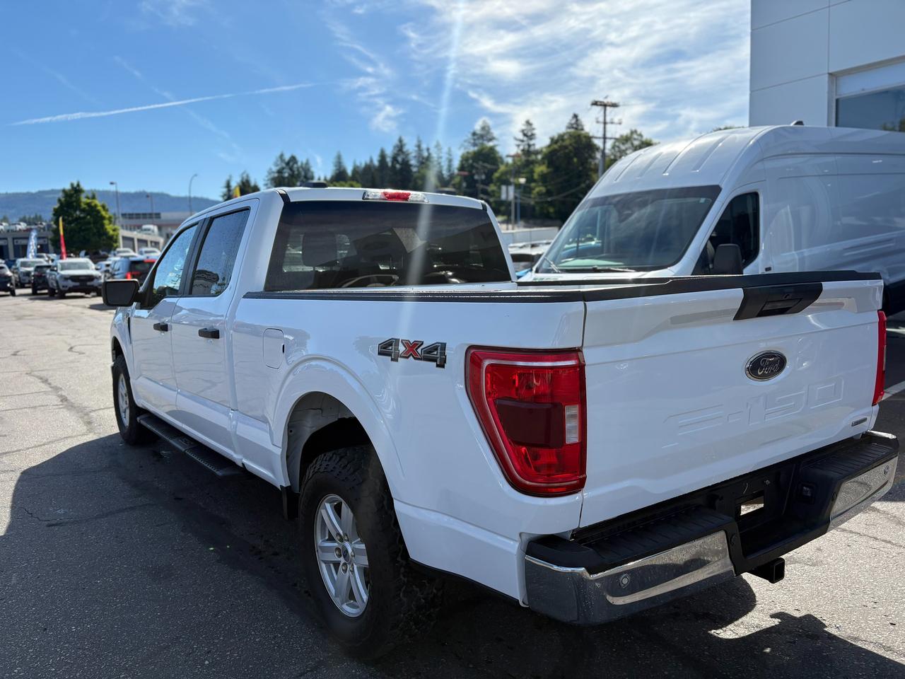 2021 Ford F-150 XLT Photo2