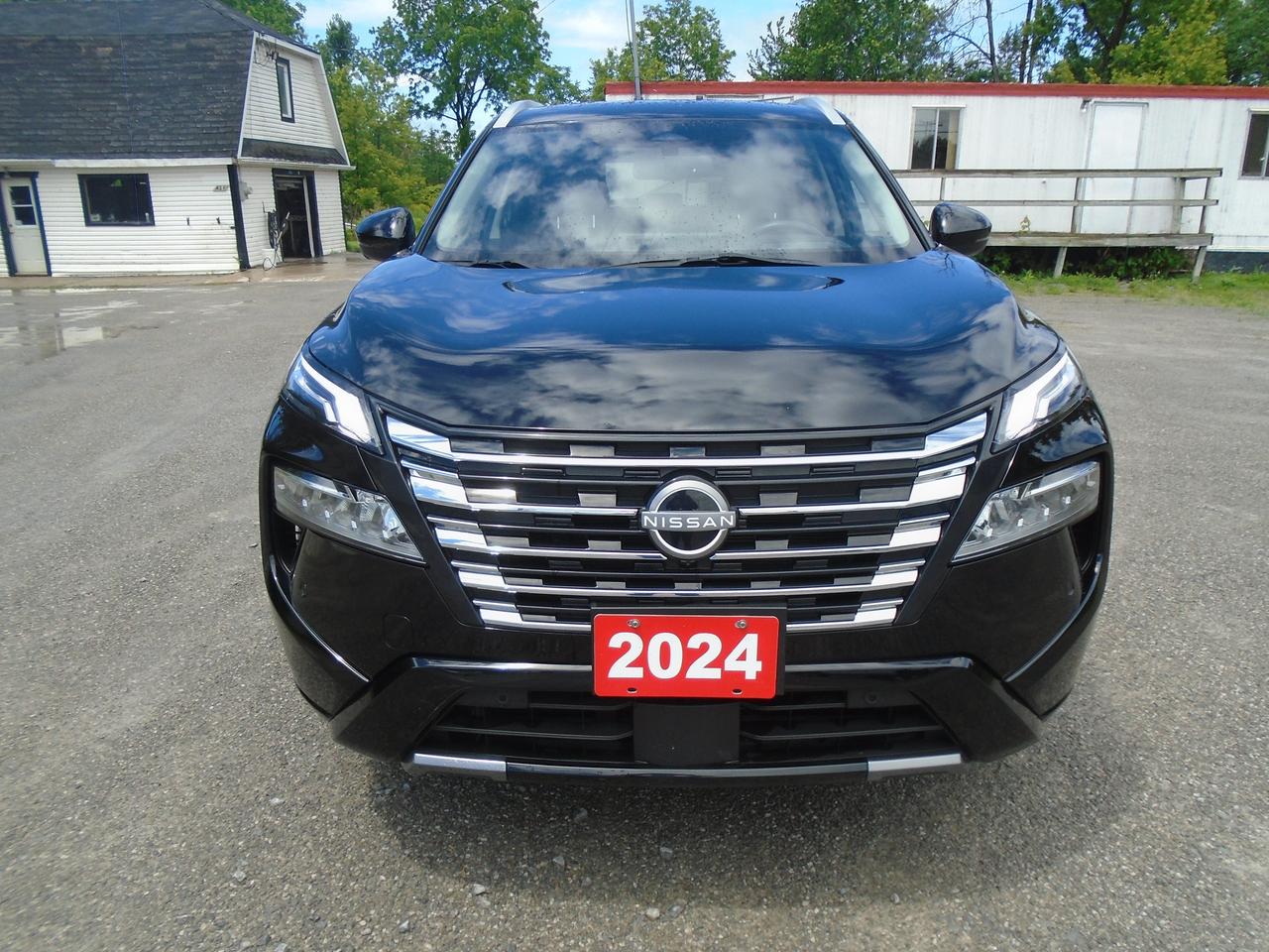2024 Nissan Rogue Platinum Photo