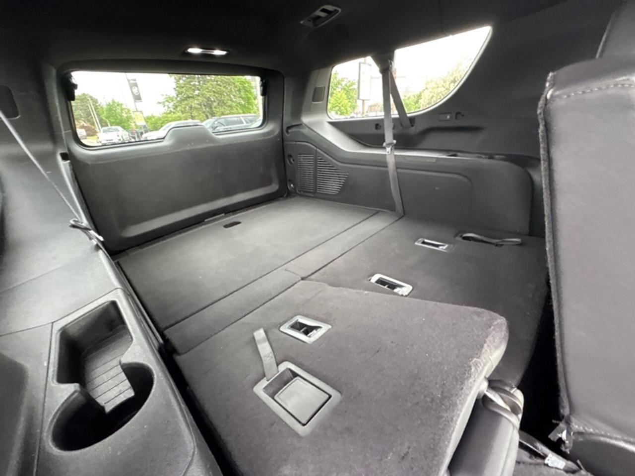 2024 Chevrolet Suburban LT  LEATHER|8 PASS| Photo