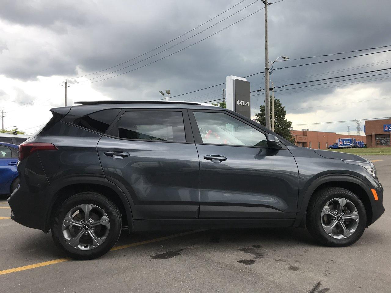 2022 Kia Seltos LX FWD Photo