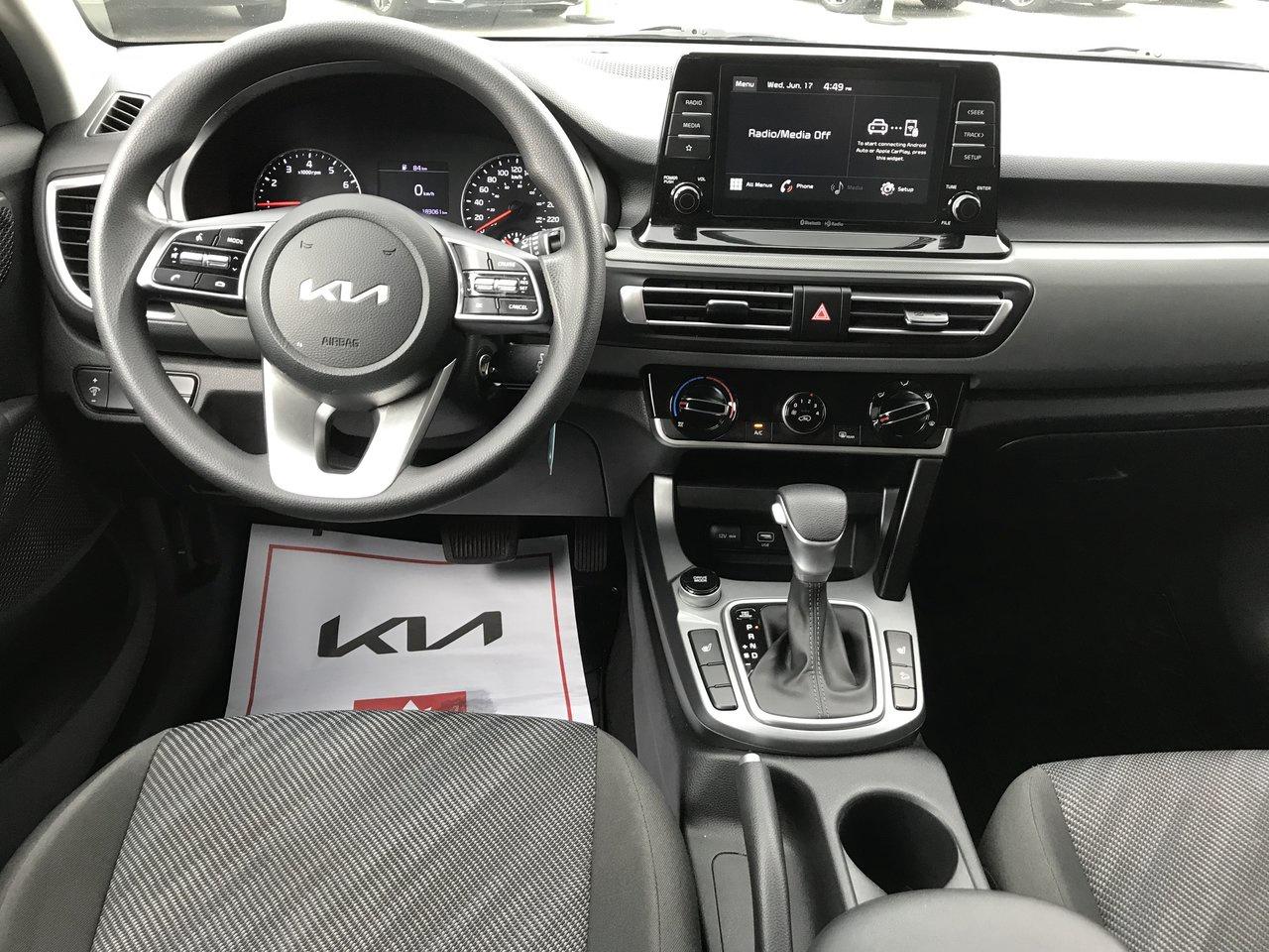 2022 Kia Seltos LX FWD Photo