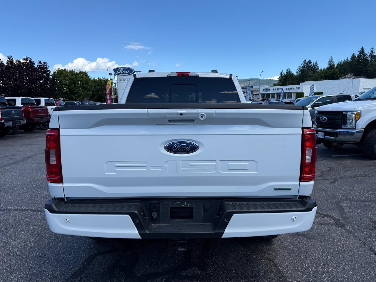 2022 Ford F-150 XLT Photo3
