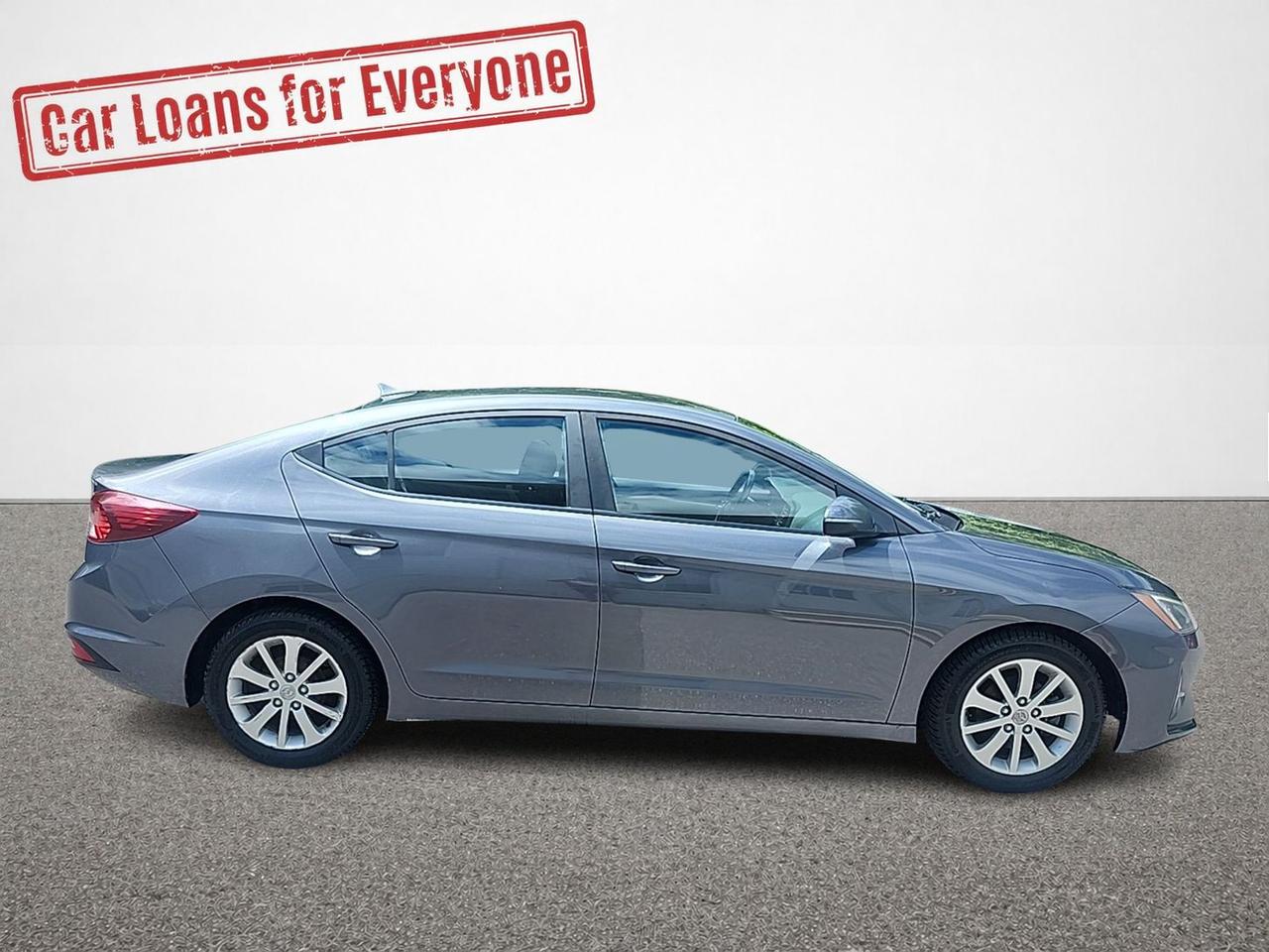 2019 Hyundai Elantra Drive assist-heated steering-heated seats Photo