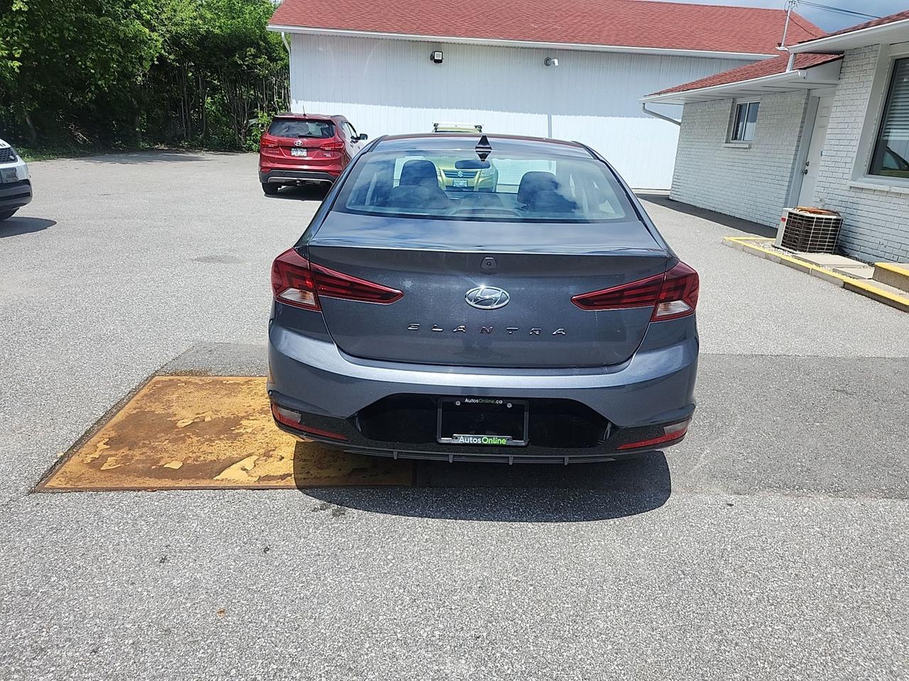 2019 Hyundai Elantra Drive assist-heated steering-heated seats Photo3