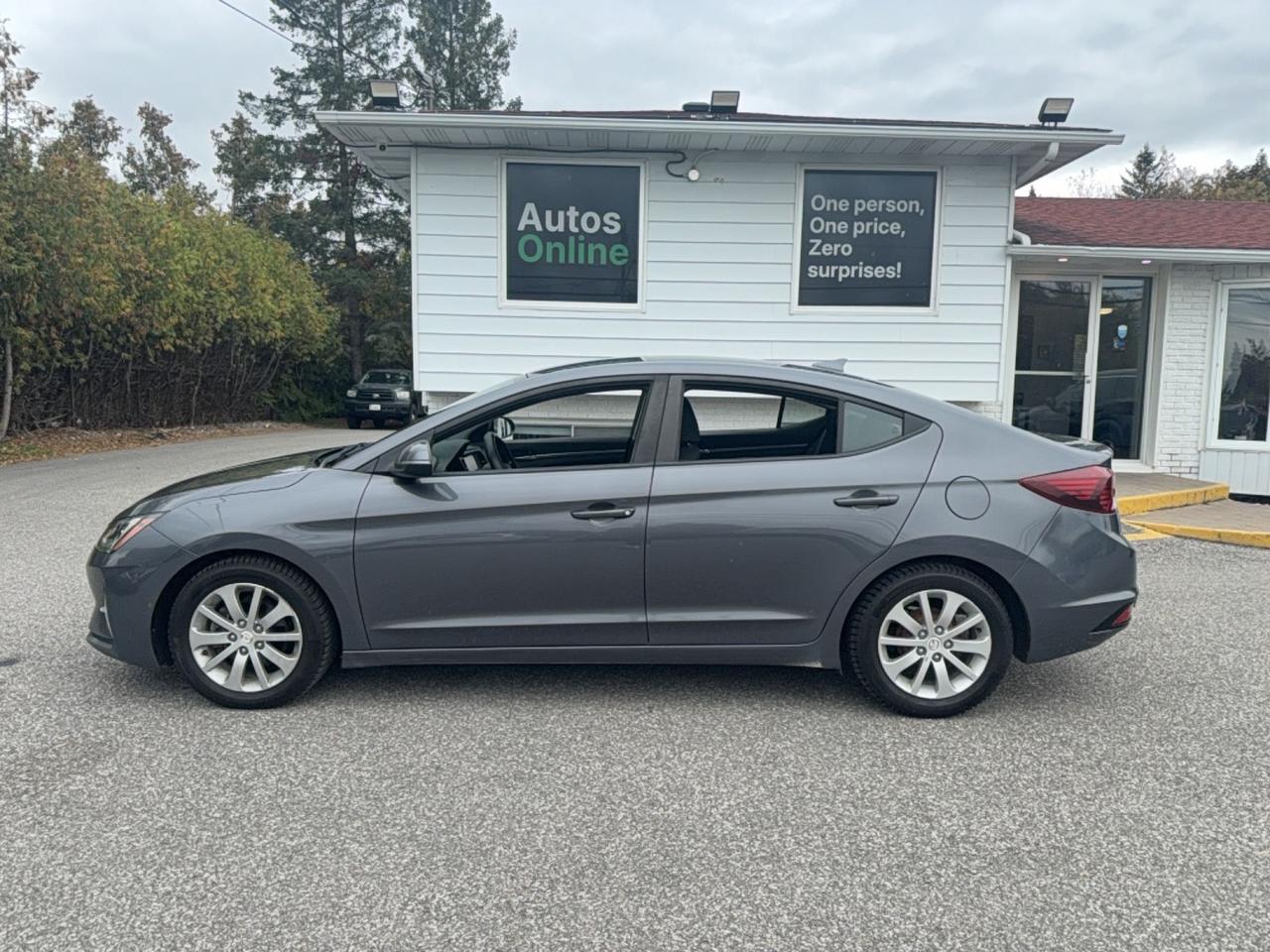 2019 Hyundai Elantra Drive assist-heated steering-heated seats Photo1
