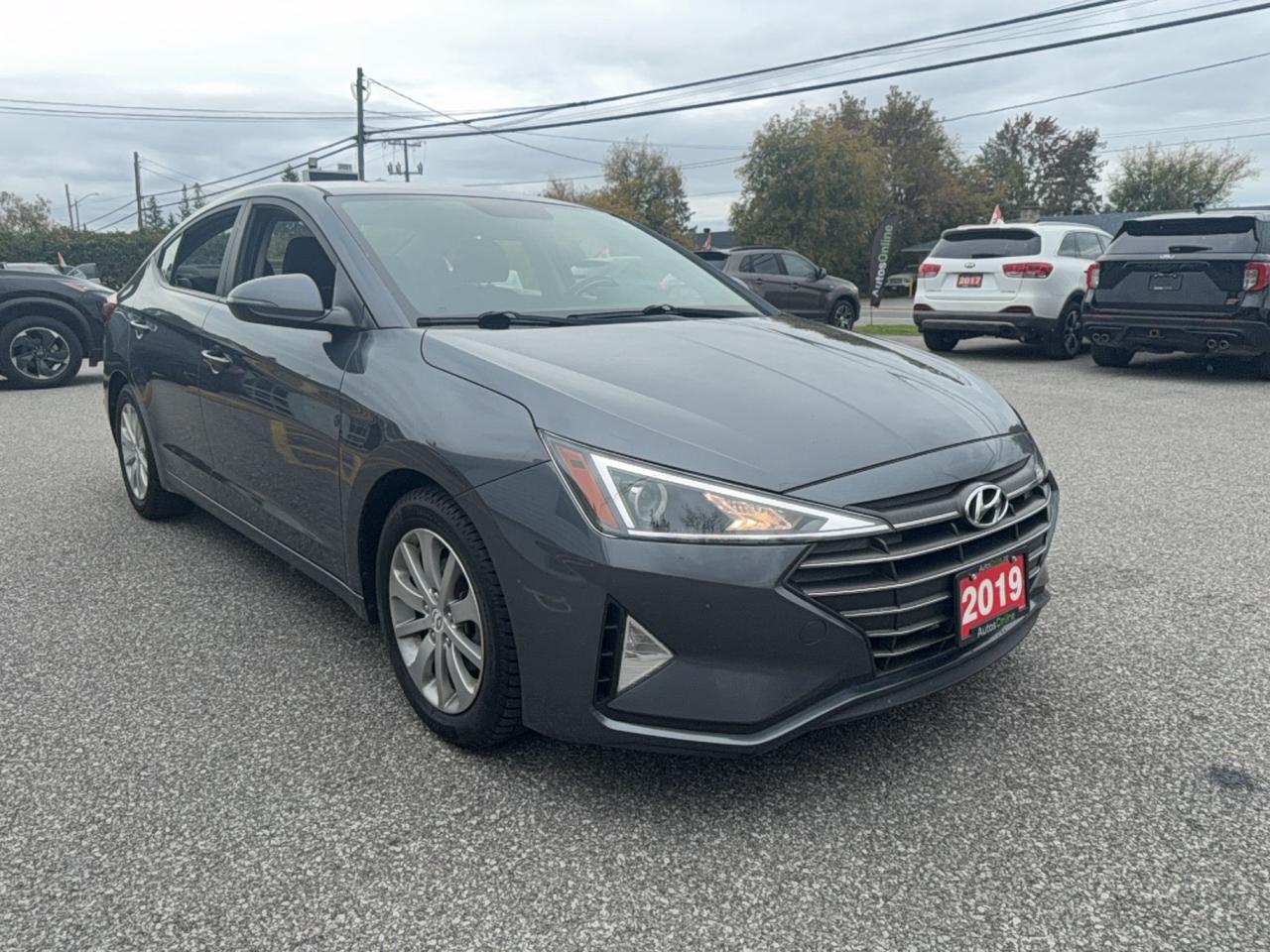 2019 Hyundai Elantra Drive assist-heated steering-heated seats Photo