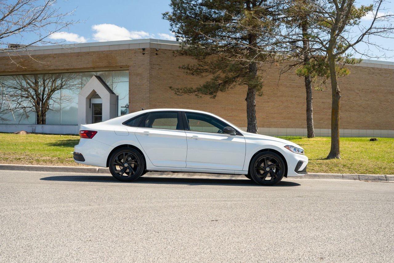 2025 Volkswagen Jetta Comfortline Sport Photo