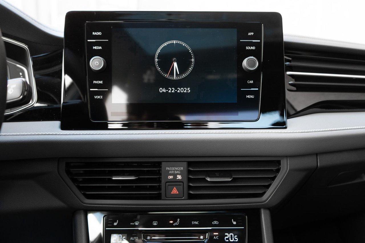 2025 Volkswagen Jetta Comfortline Sport Photo
