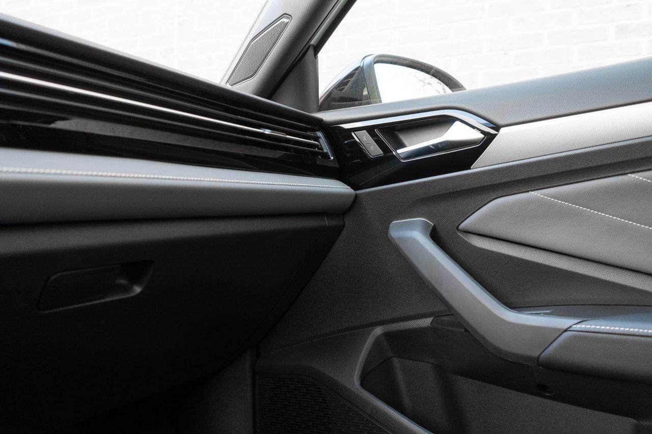 2025 Volkswagen Jetta Comfortline Sport Photo