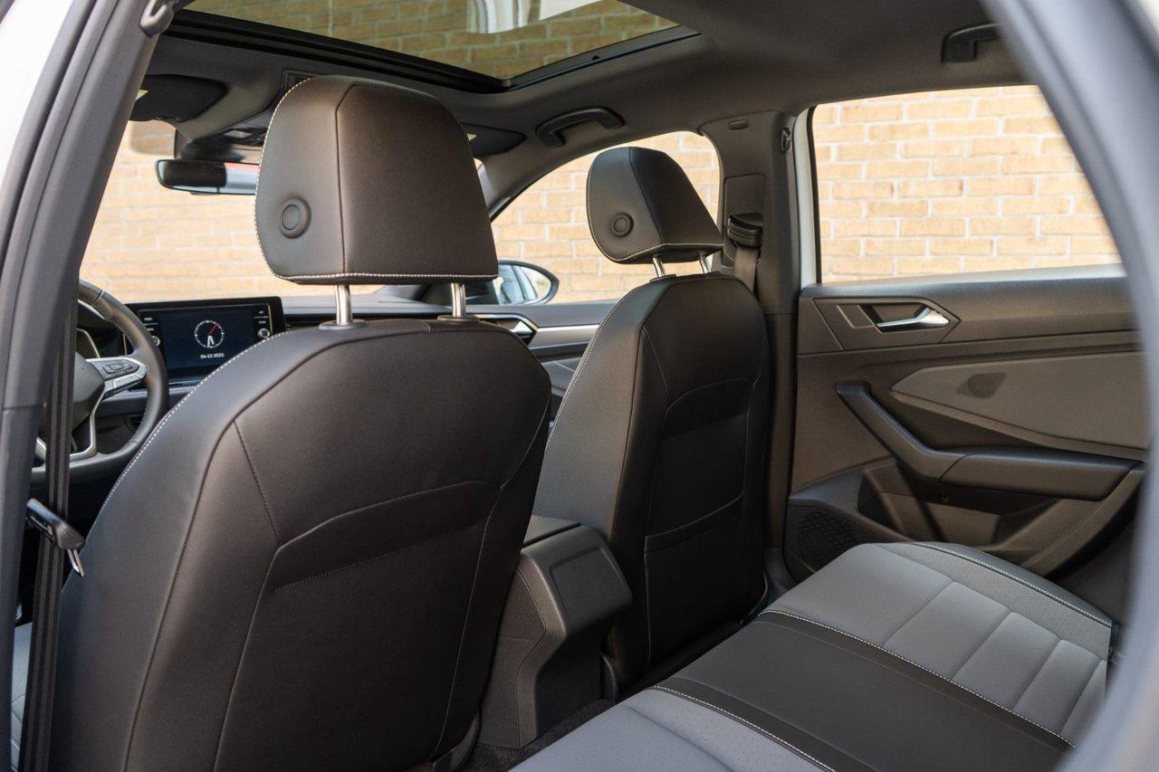 2025 Volkswagen Jetta Comfortline Sport Photo