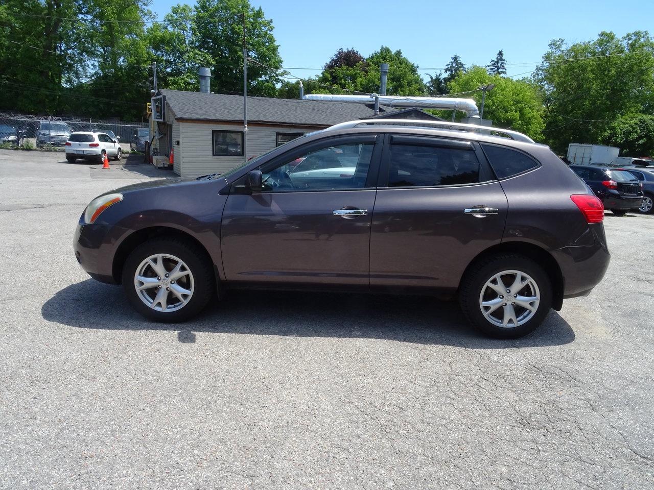 2010 Nissan Rogue SL Photo0