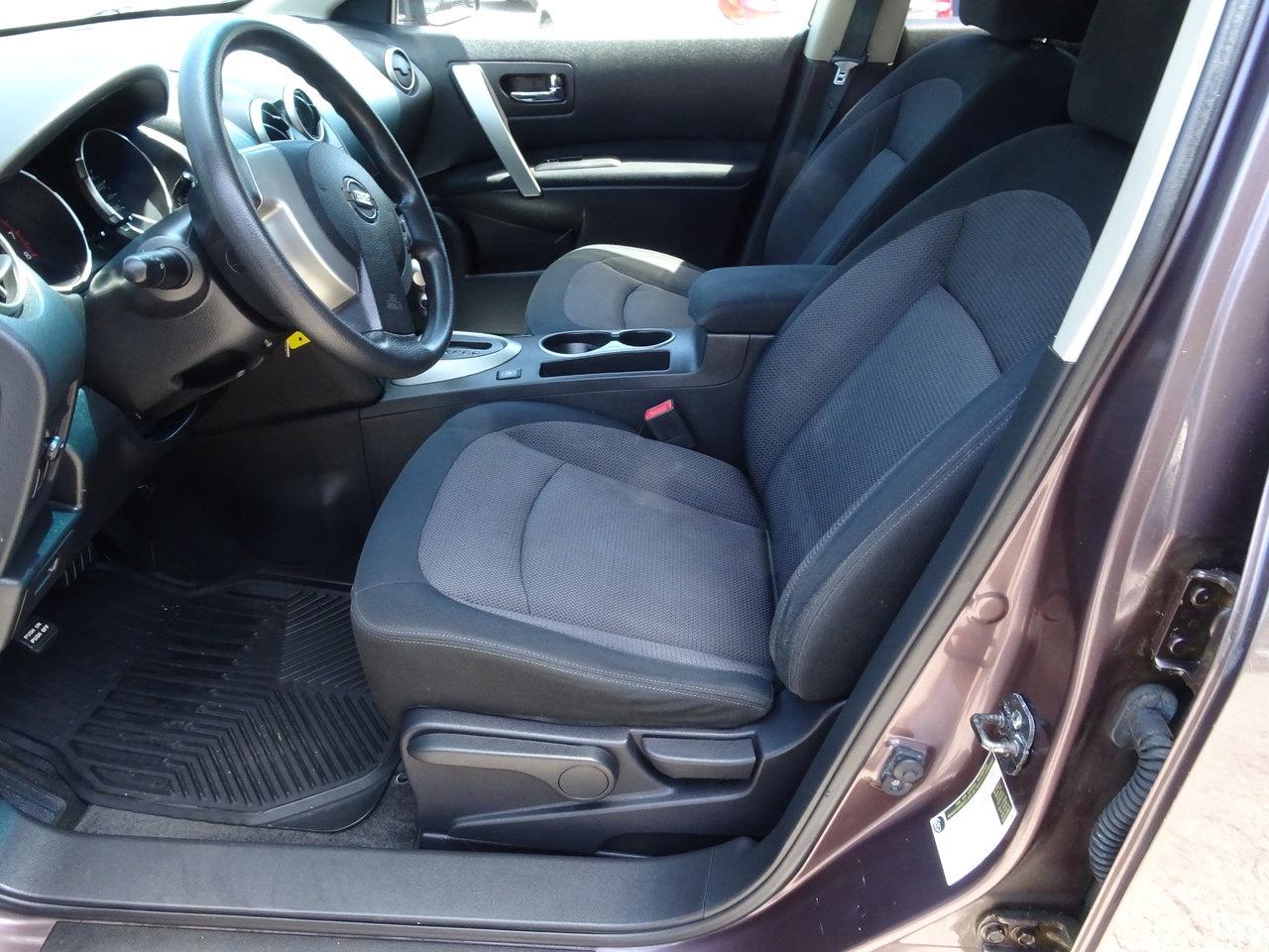 2010 Nissan Rogue SL Photo