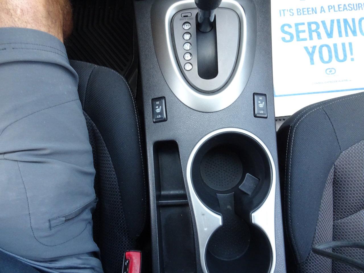 2010 Nissan Rogue SL Photo
