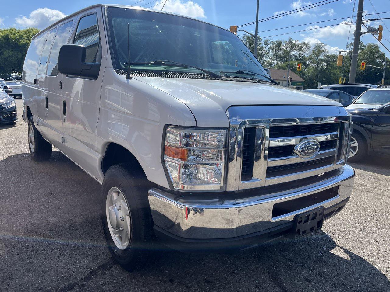 2013 Ford Econoline Cargo Van E250 Photo