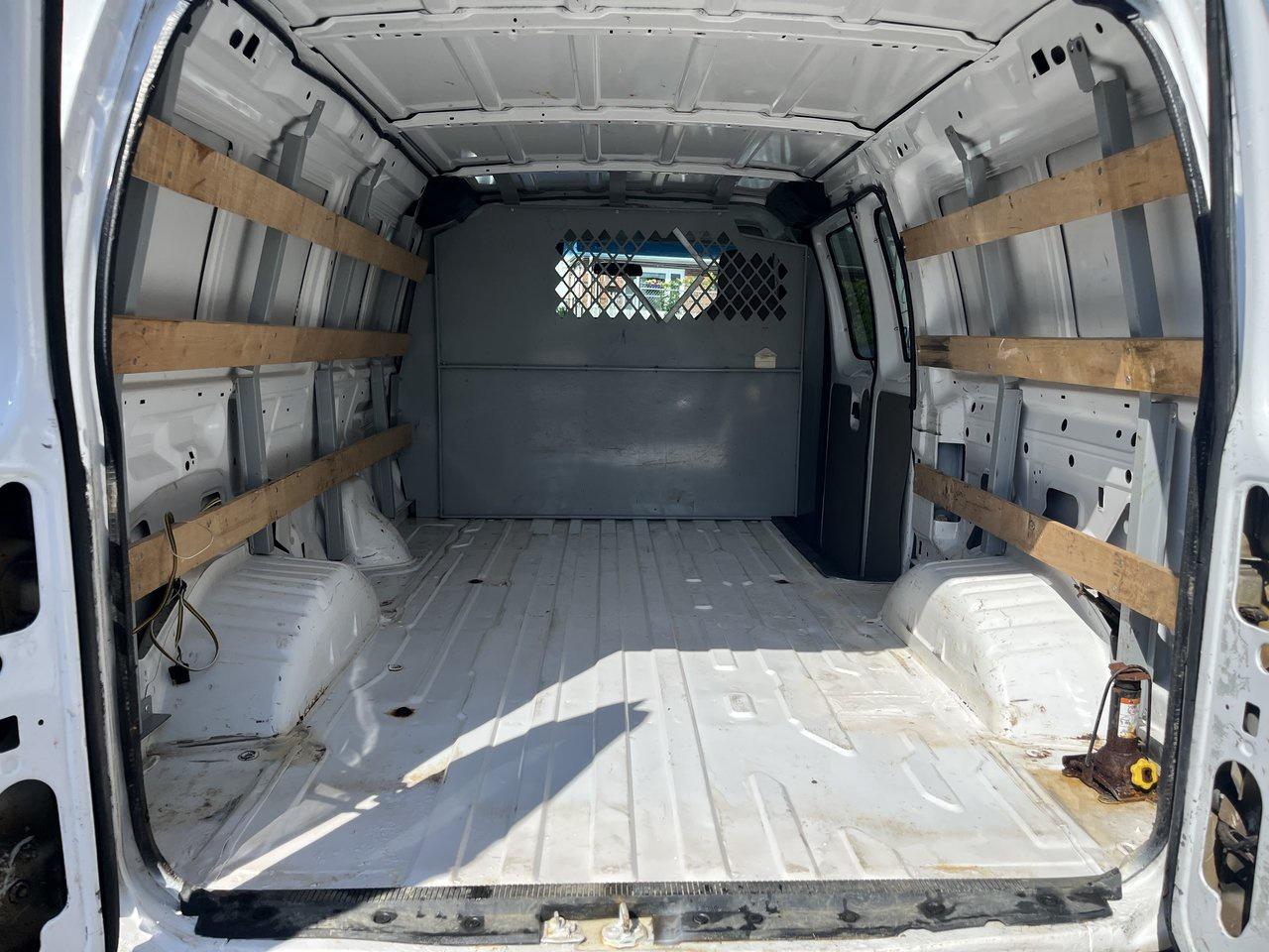 2013 Ford Econoline Cargo Van E250 Photo