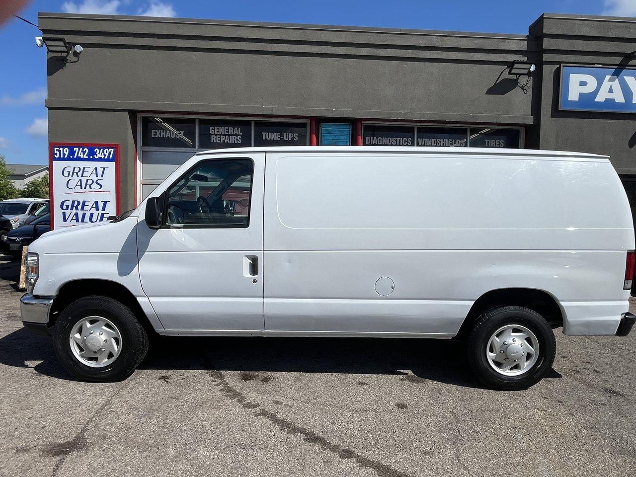2013 Ford Econoline Cargo Van E250 Photo