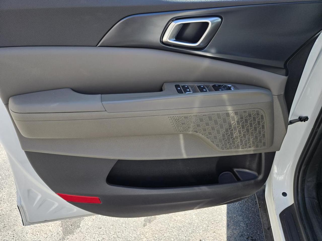 2026 Kia Carnival LX+ FWD Photo