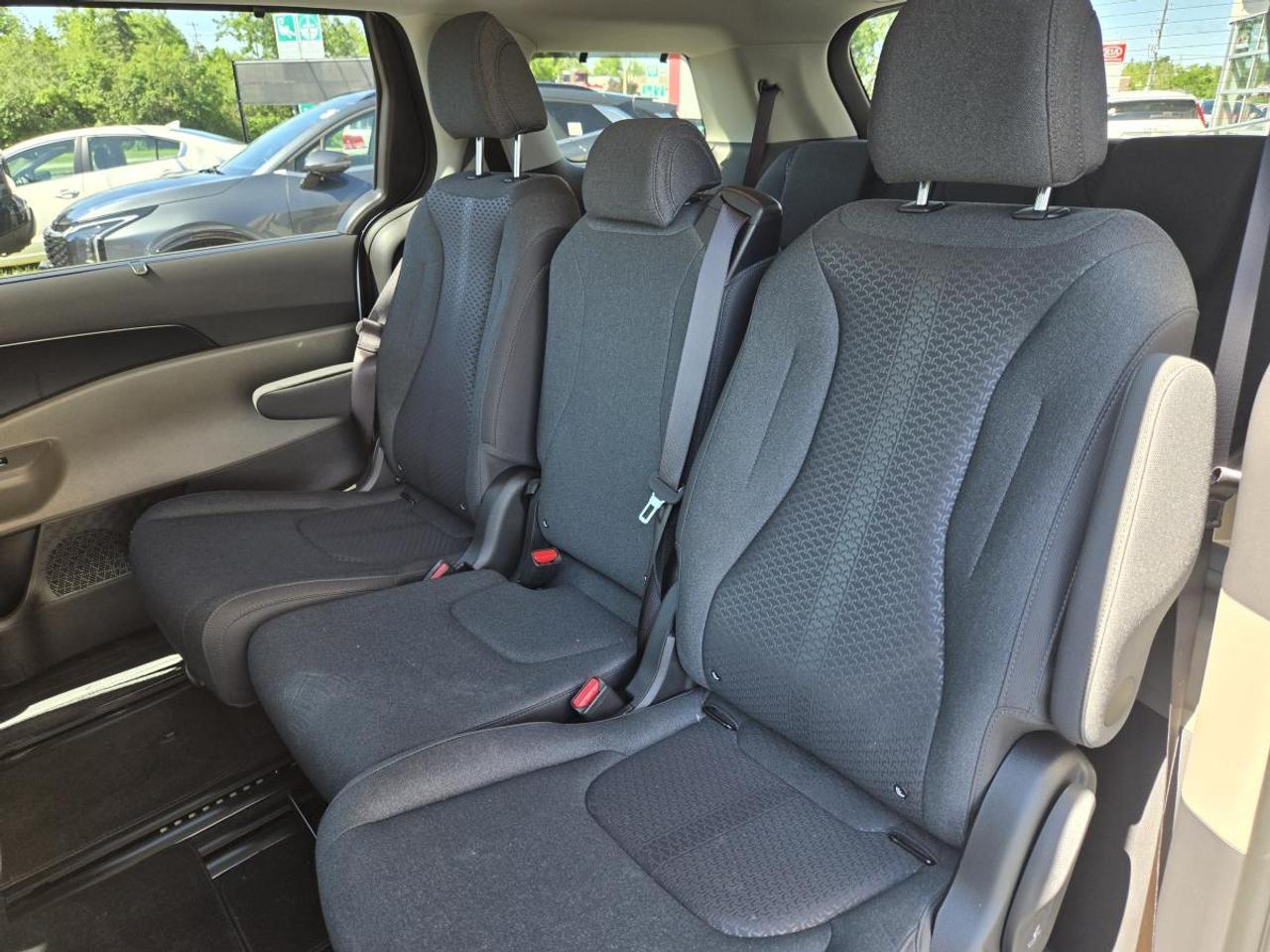 2026 Kia Carnival LX+ FWD Photo