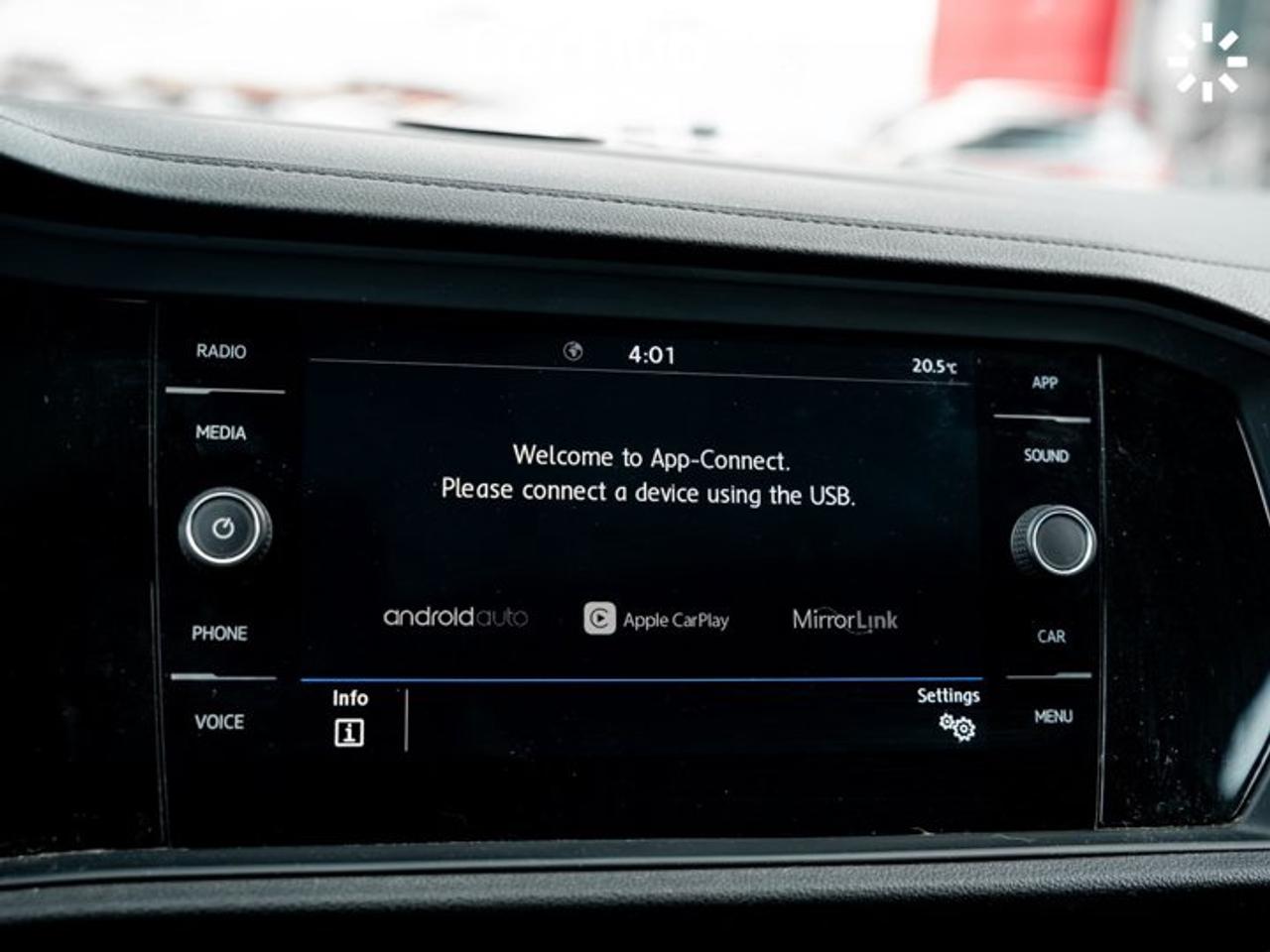 2020 Volkswagen Jetta Highline Heated Seats & Wheel Backup Cam Apple CarPlay Android Auto Photo
