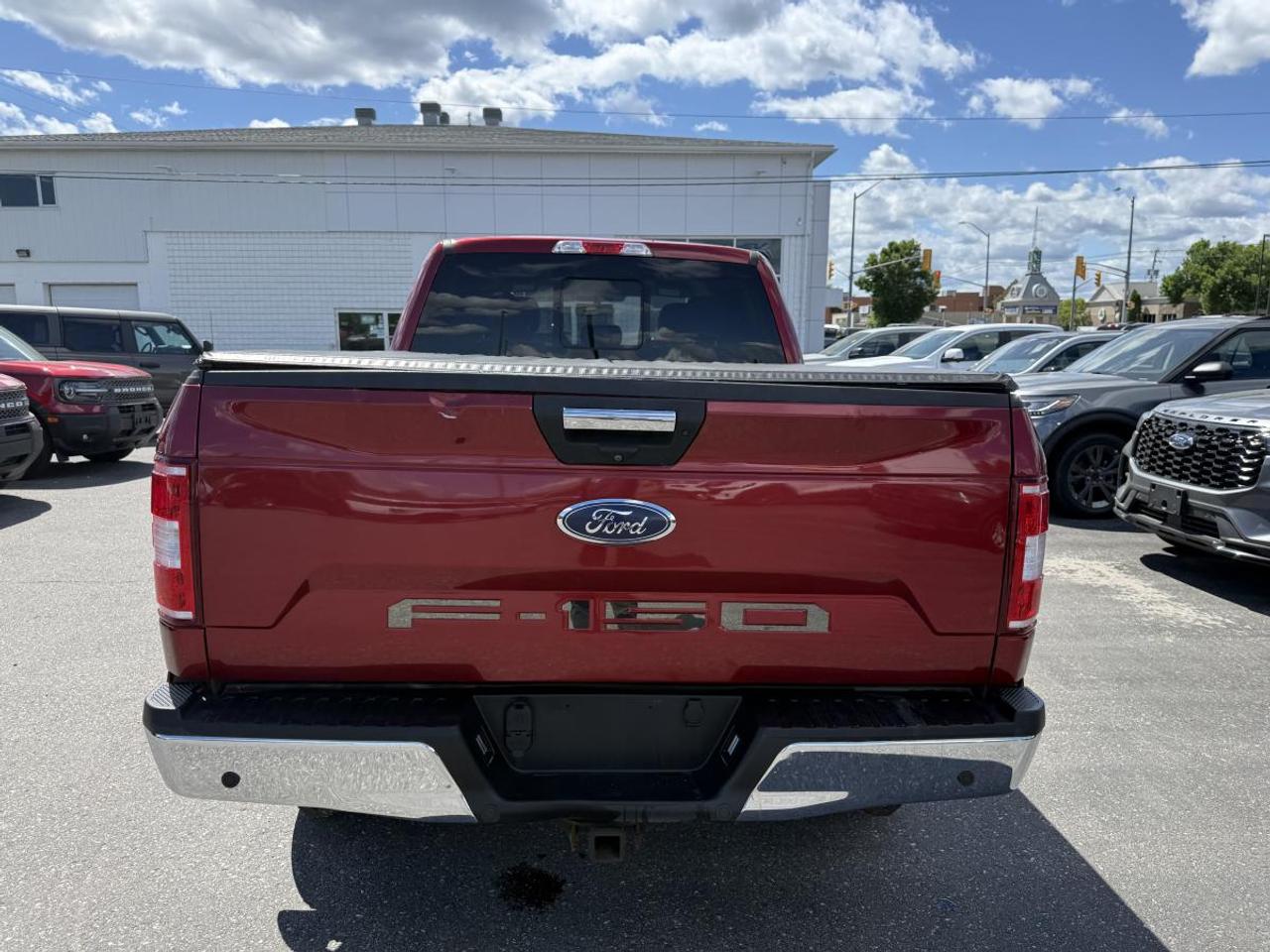 2018 Ford F-150 XLT 4WD SuperCrew 6.5' Box Photo3