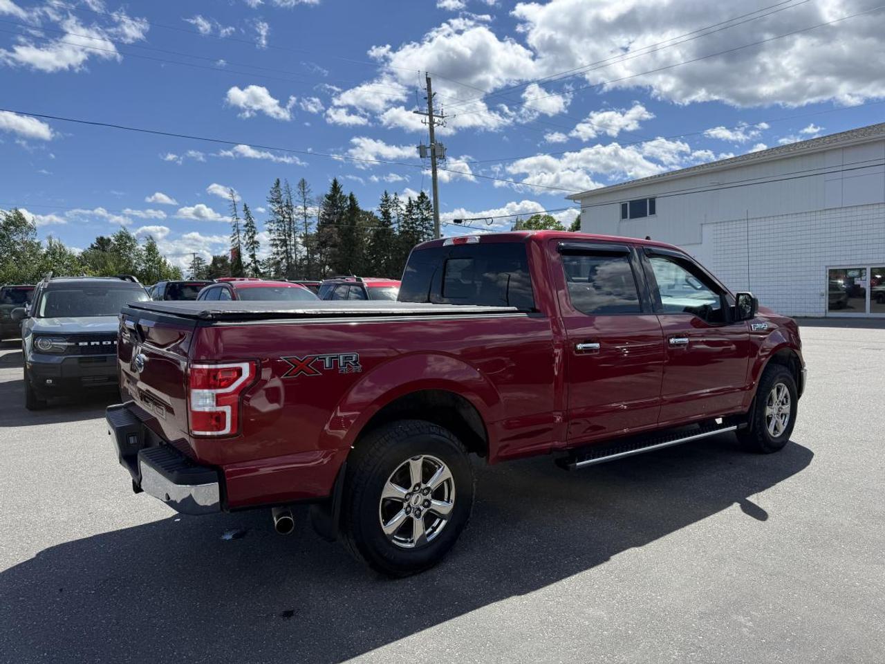 2018 Ford F-150 XLT 4WD SuperCrew 6.5' Box Photo4