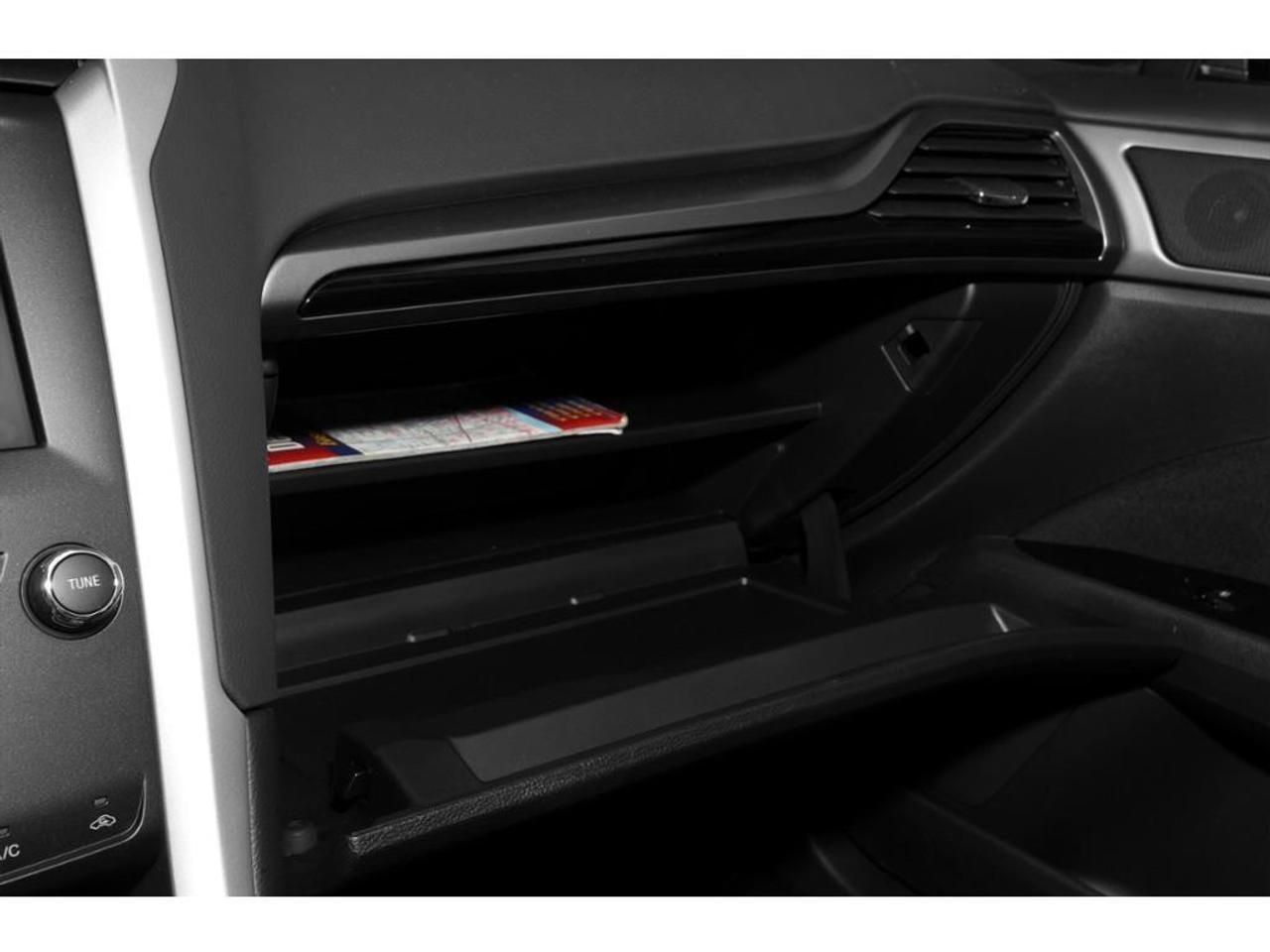 2014 Ford Fusion SE Photo