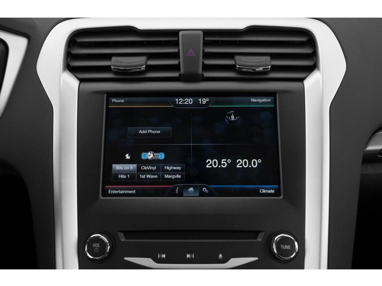 2014 Ford Fusion SE Photo