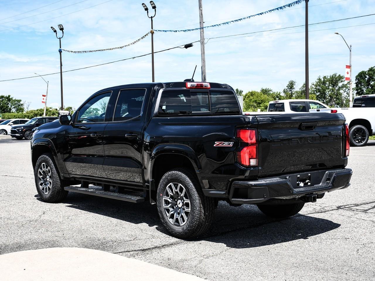 2026 Chevrolet Colorado Z71 Photo3