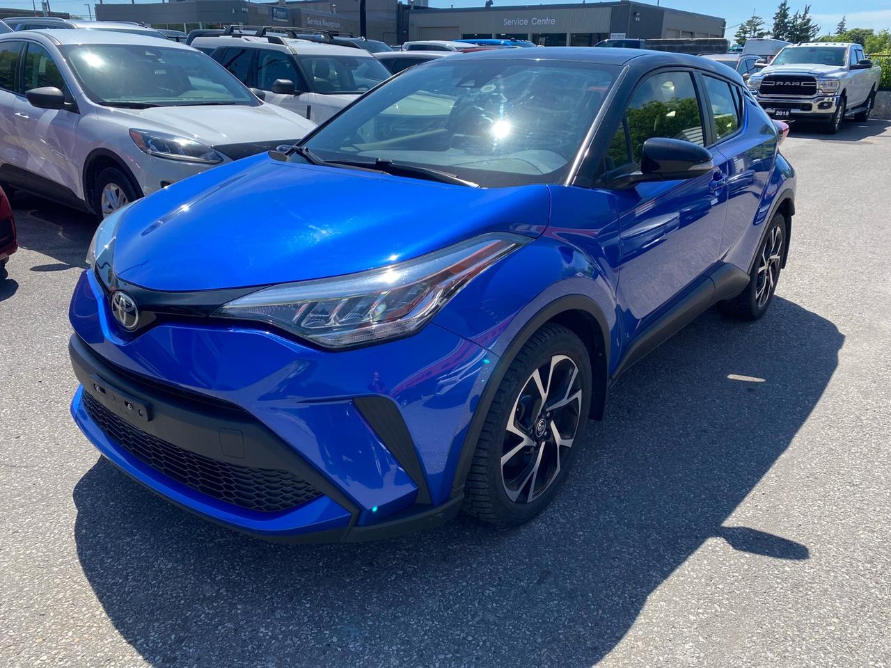 2021 Toyota C-HR XLE Premium Black Roof Photo