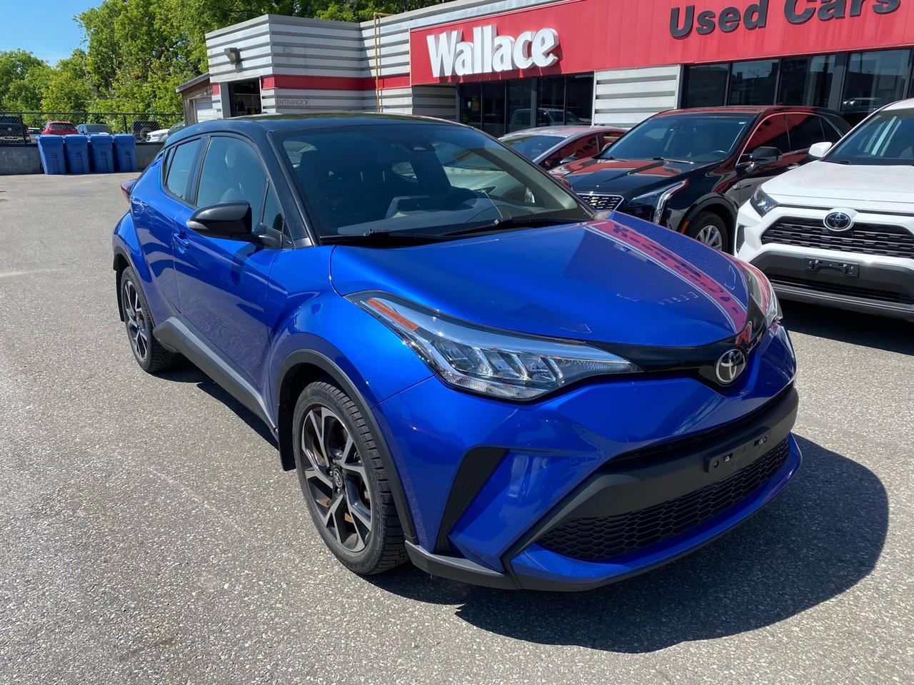 Used 2021 Toyota C-HR XLE Premium Black Roof for sale in Ottawa, ON