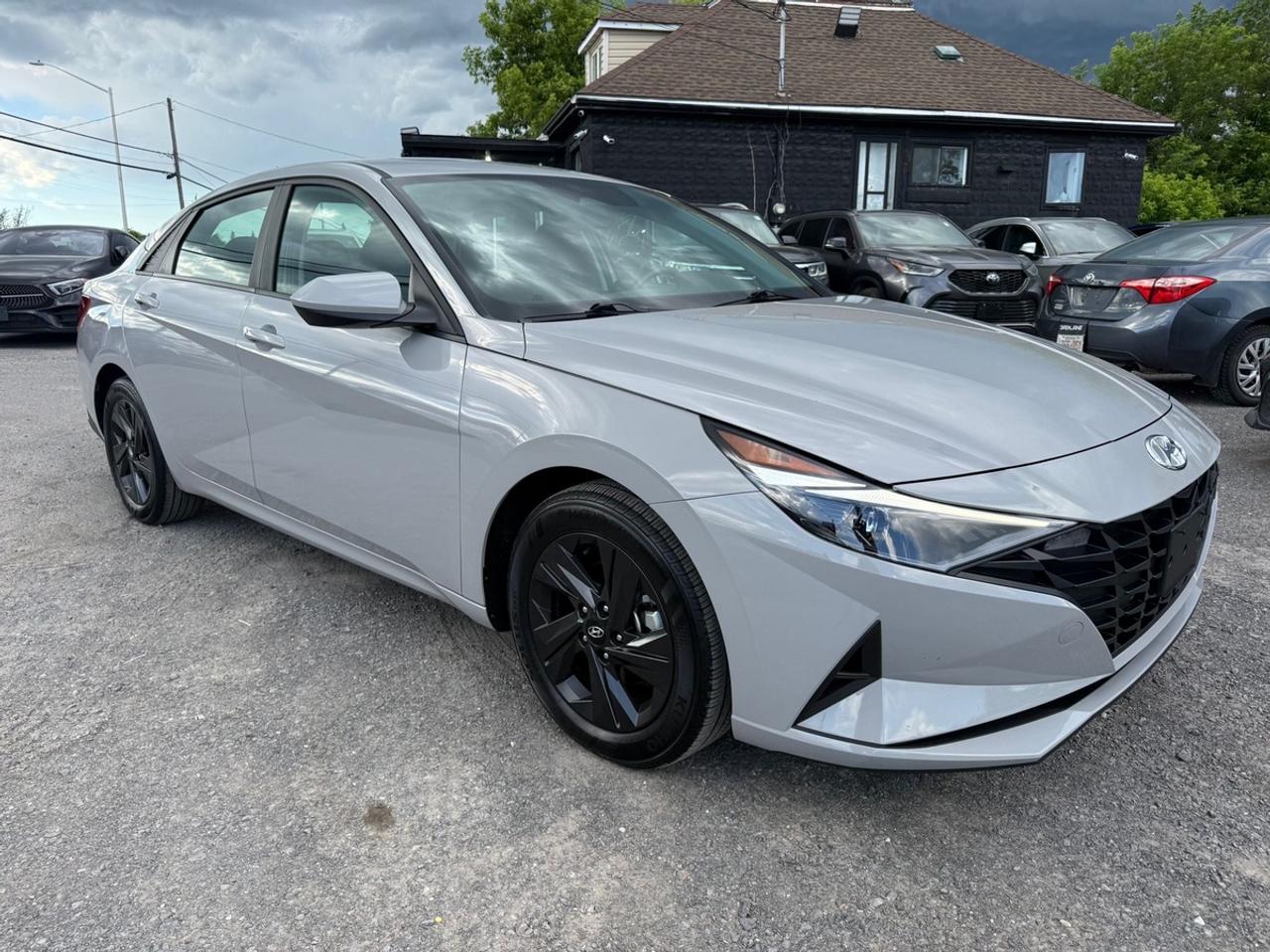 2023 Hyundai Elantra Preferred Photo