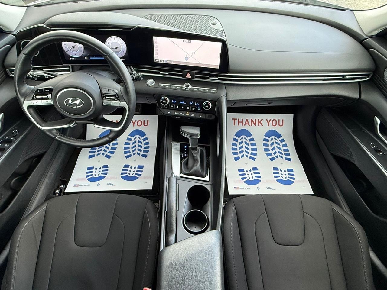 2023 Hyundai Elantra Preferred Photo