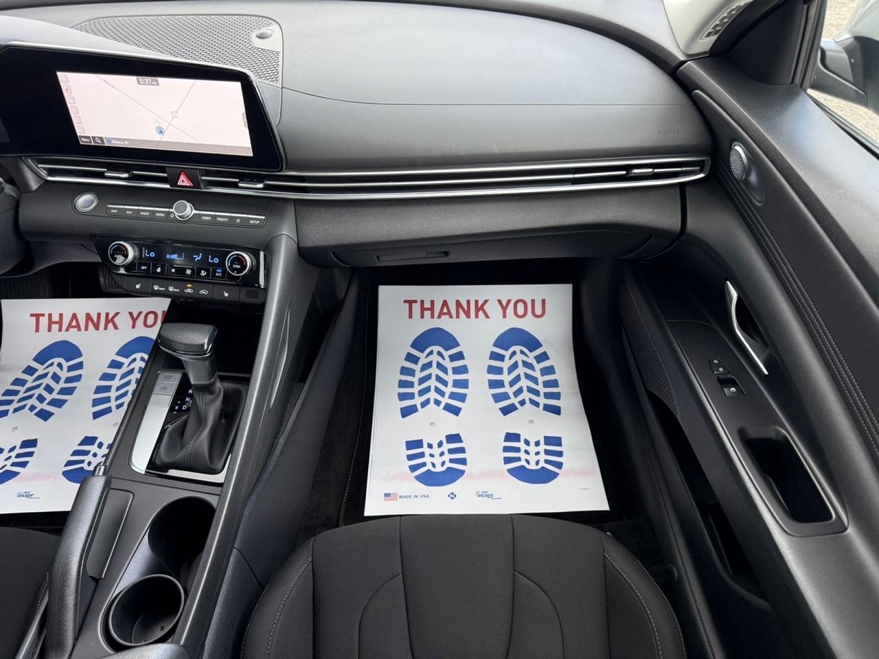 2023 Hyundai Elantra Preferred Photo